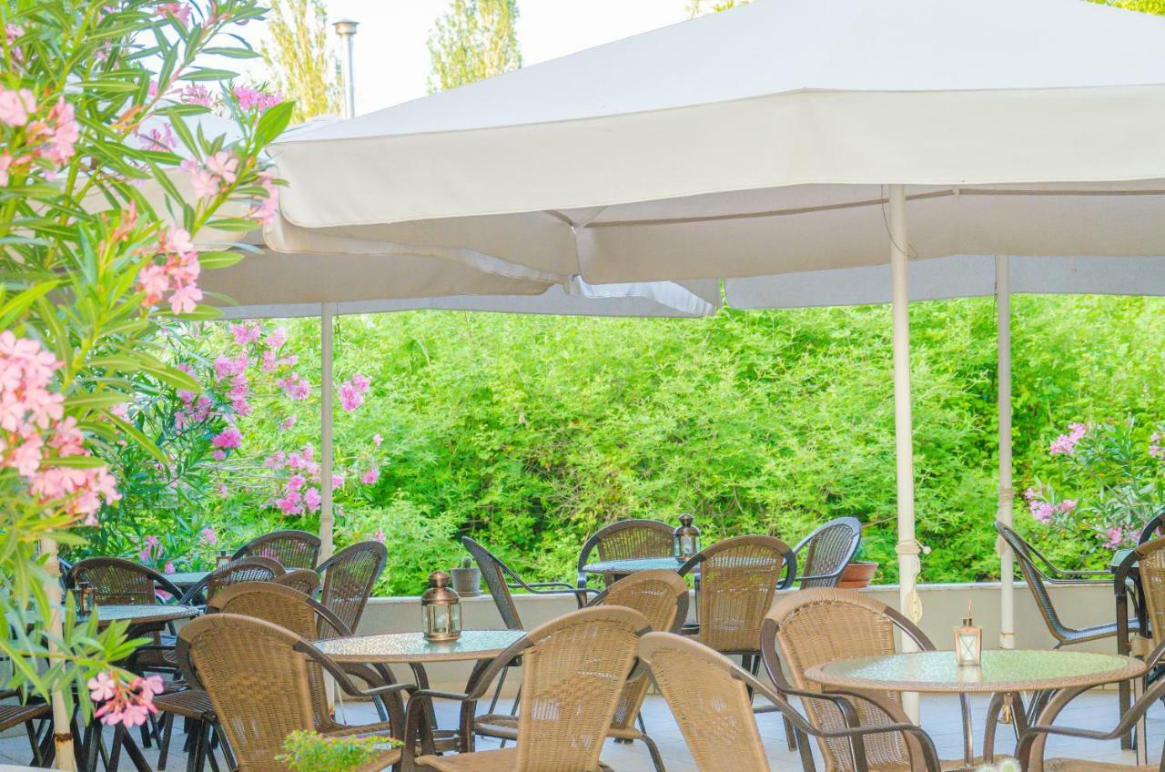 Egeo Hotel Лименас Екстериор снимка